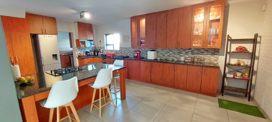 To Let 4 Bedroom Property for Rent in Kyalami Glen Estate Gauteng