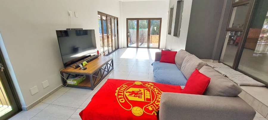 To Let 4 Bedroom Property for Rent in Kyalami Glen Estate Gauteng