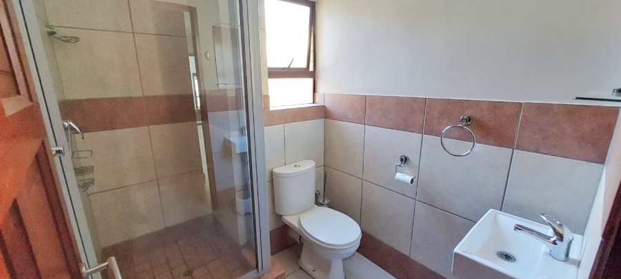 To Let 4 Bedroom Property for Rent in Kyalami Glen Estate Gauteng