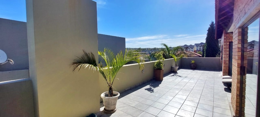 To Let 4 Bedroom Property for Rent in Kyalami Glen Estate Gauteng