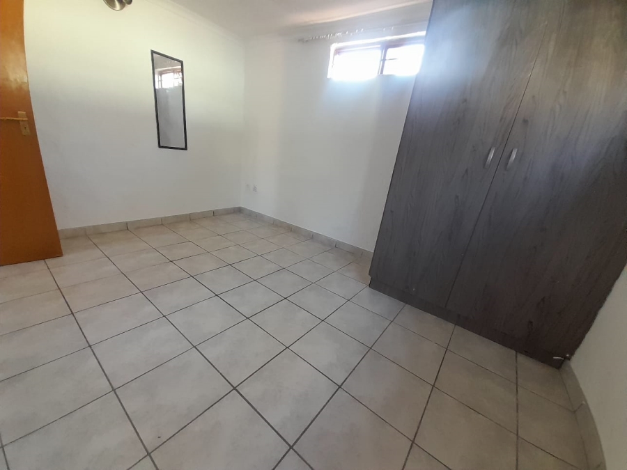 To Let 1 Bedroom Property for Rent in Randpark Ridge Gauteng