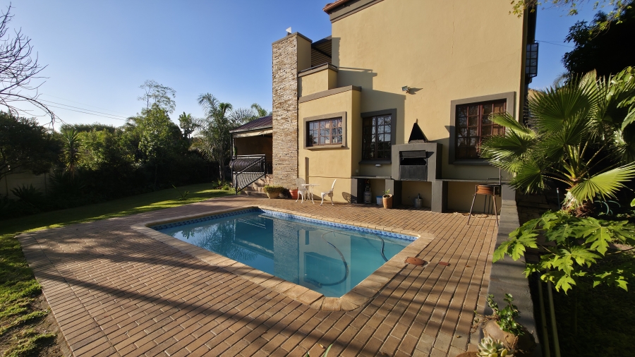 3 Bedroom Property for Sale in Faerie Glen Gauteng