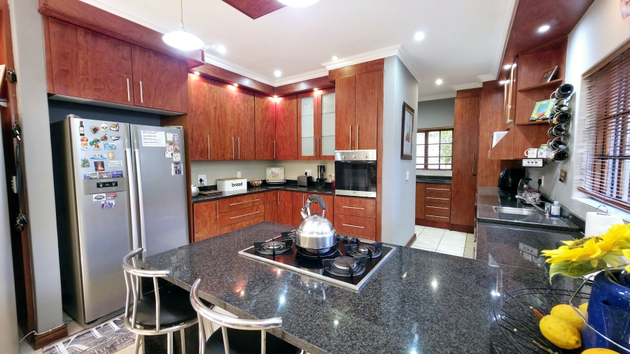 3 Bedroom Property for Sale in Faerie Glen Gauteng