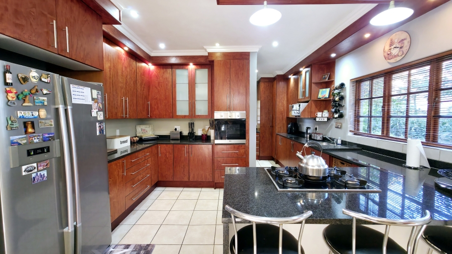 3 Bedroom Property for Sale in Faerie Glen Gauteng