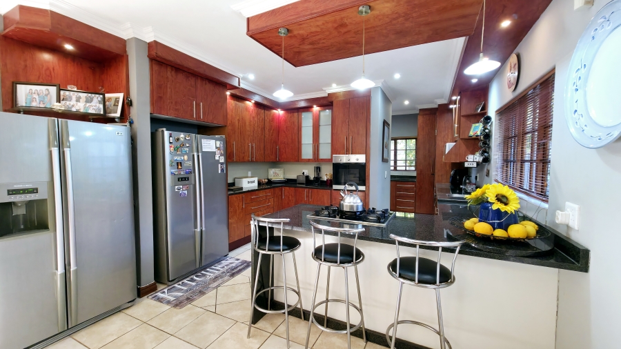 3 Bedroom Property for Sale in Faerie Glen Gauteng