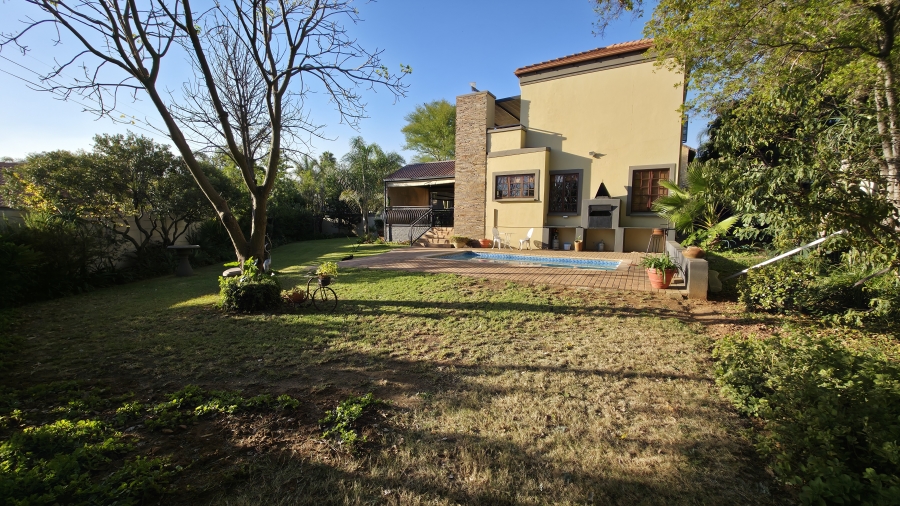 3 Bedroom Property for Sale in Faerie Glen Gauteng