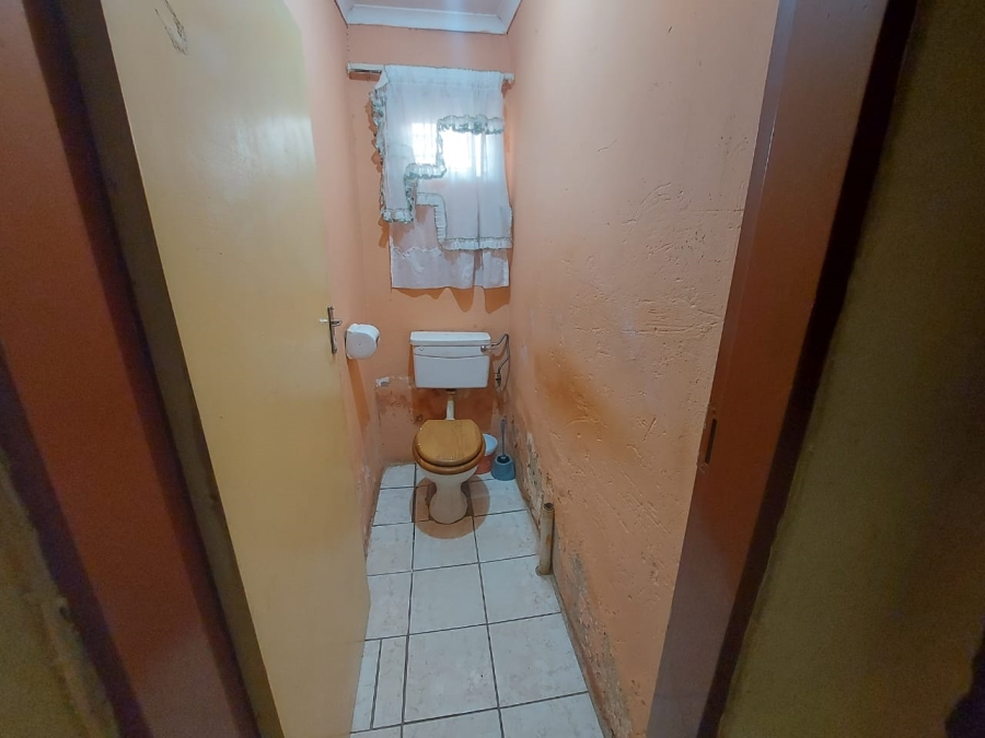 4 Bedroom Property for Sale in Mamelodi Gauteng
