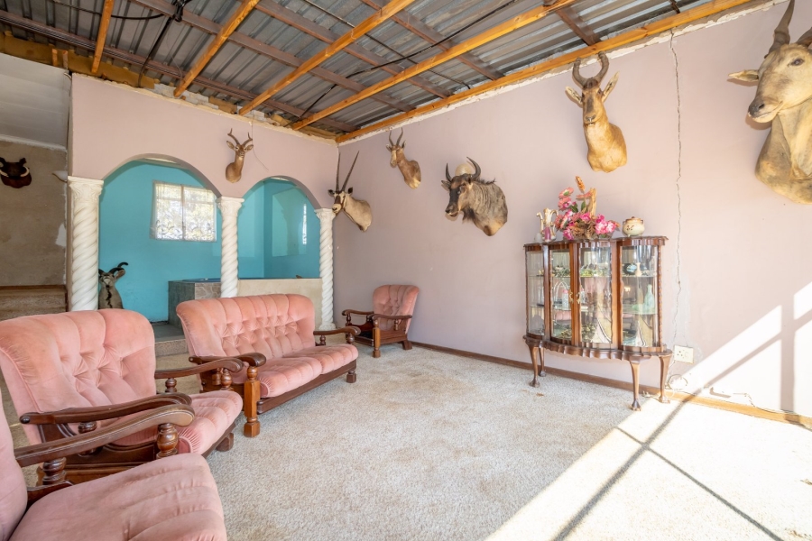 5 Bedroom Property for Sale in Westonaria Gauteng
