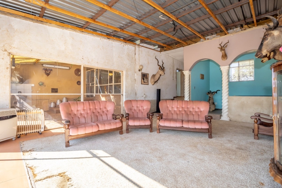 5 Bedroom Property for Sale in Westonaria Gauteng