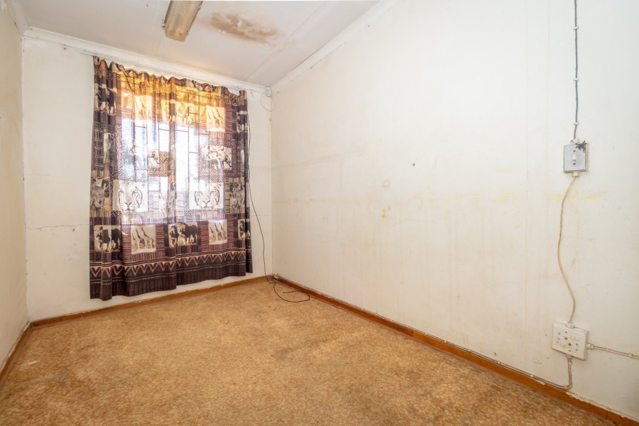 5 Bedroom Property for Sale in Westonaria Gauteng