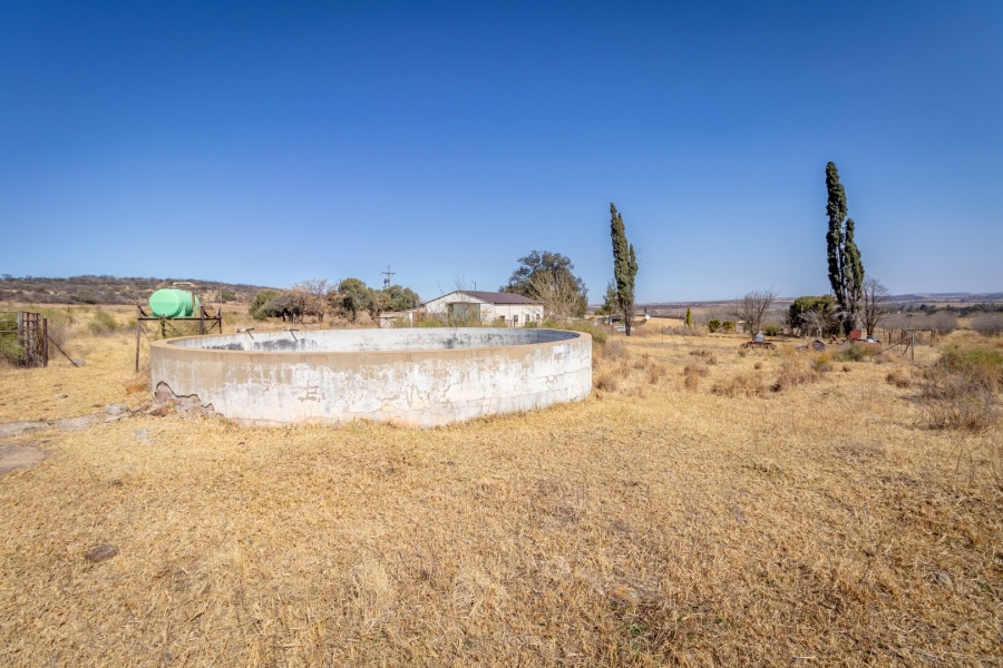 5 Bedroom Property for Sale in Westonaria Gauteng