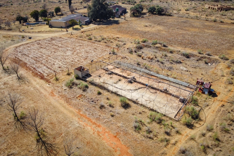 5 Bedroom Property for Sale in Westonaria Gauteng
