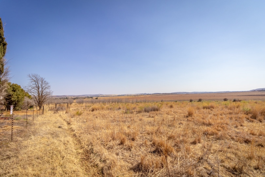 5 Bedroom Property for Sale in Westonaria Gauteng