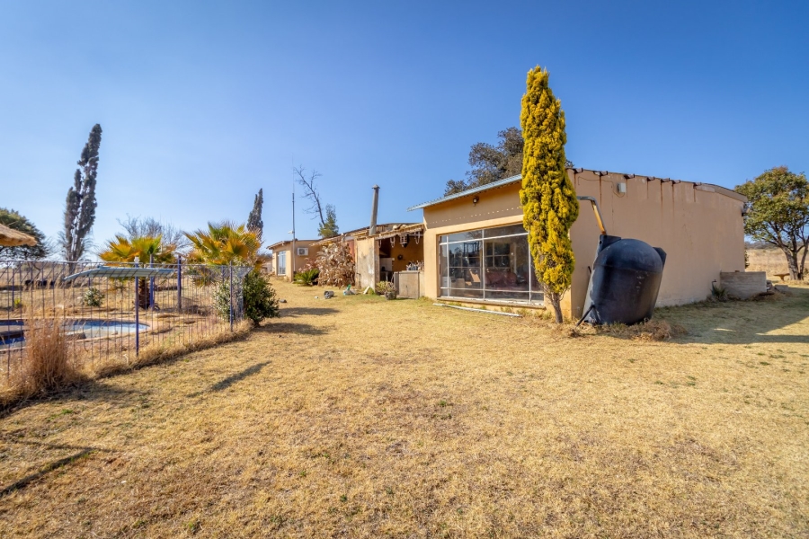 5 Bedroom Property for Sale in Westonaria Gauteng