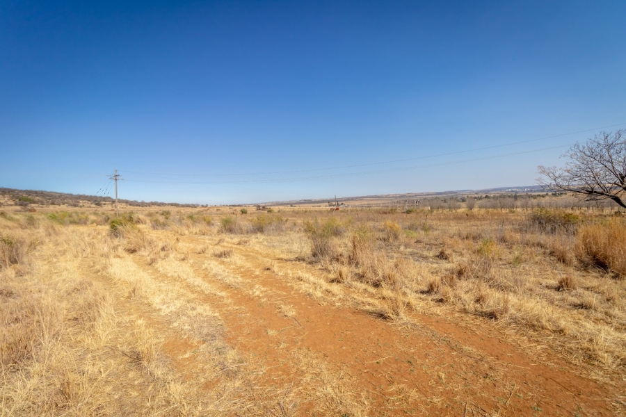 5 Bedroom Property for Sale in Westonaria Gauteng