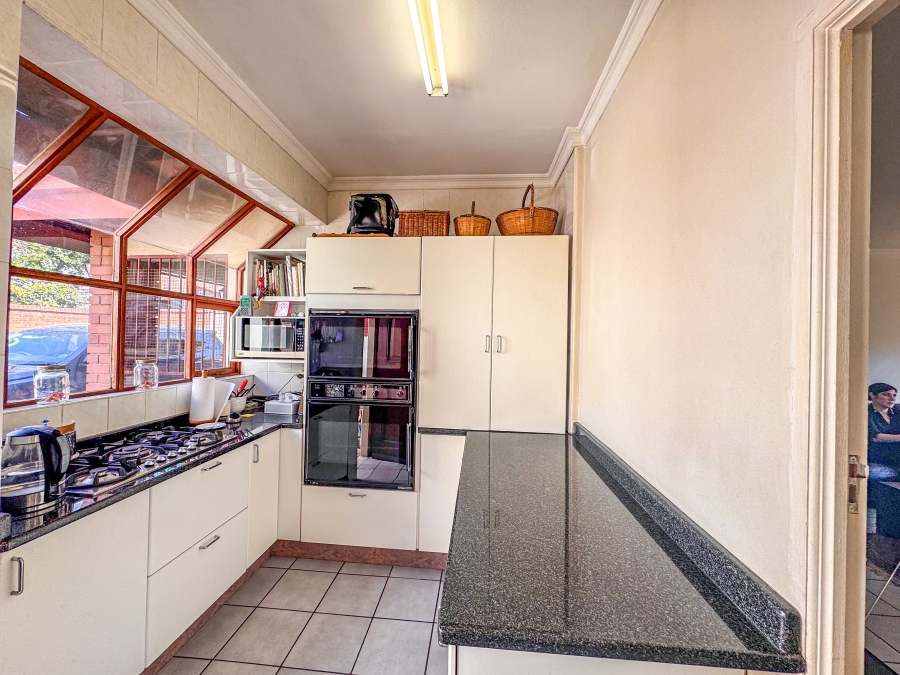 3 Bedroom Property for Sale in Silver Lakes Golf Estate Gauteng