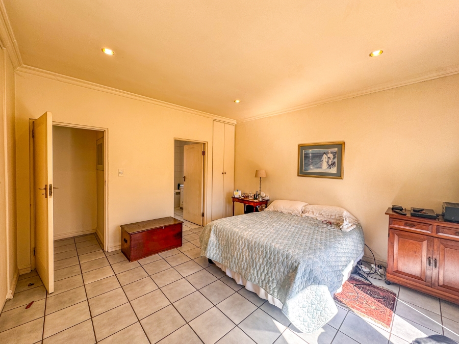 3 Bedroom Property for Sale in Silver Lakes Golf Estate Gauteng