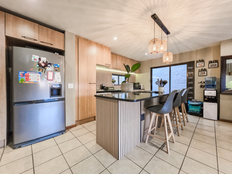 3 Bedroom Property for Sale in Olympus AH Gauteng