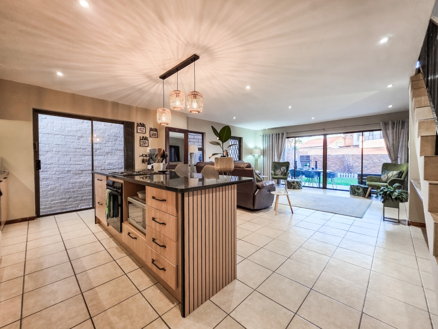 3 Bedroom Property for Sale in Olympus AH Gauteng