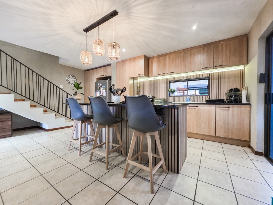 3 Bedroom Property for Sale in Olympus AH Gauteng