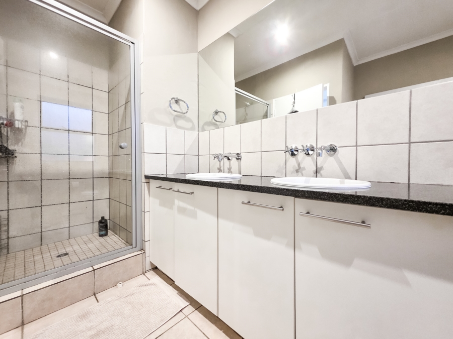 3 Bedroom Property for Sale in Olympus AH Gauteng