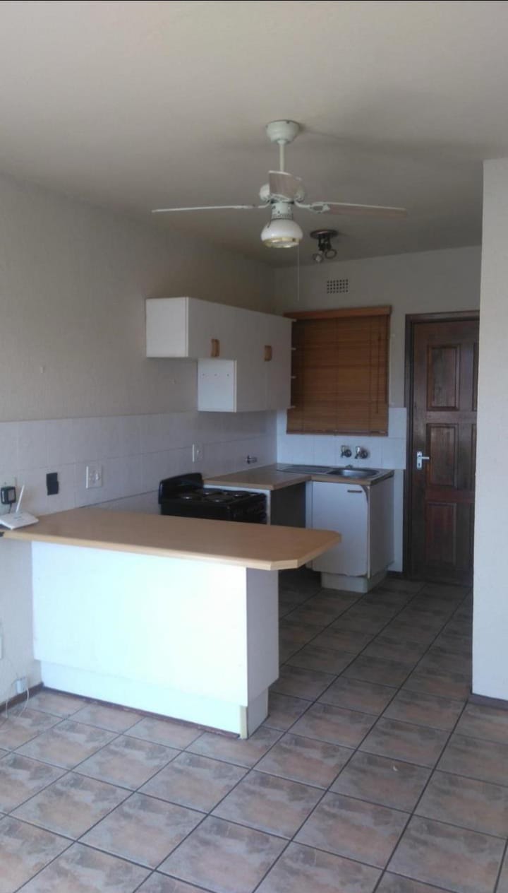 2 Bedroom Property for Sale in Wilro Park Gauteng