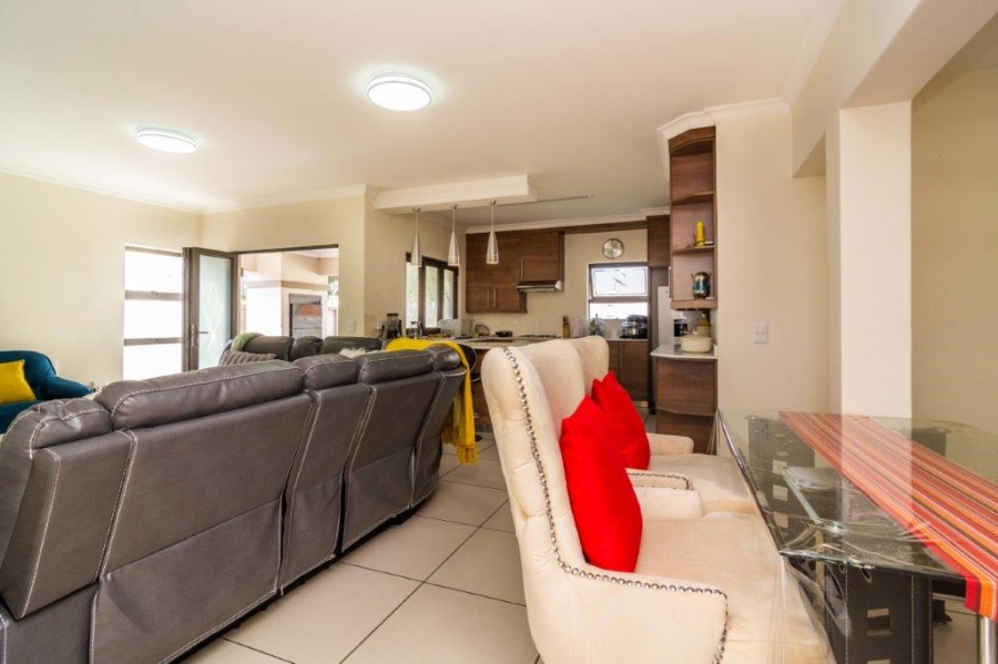 To Let 3 Bedroom Property for Rent in Strubensvallei Gauteng