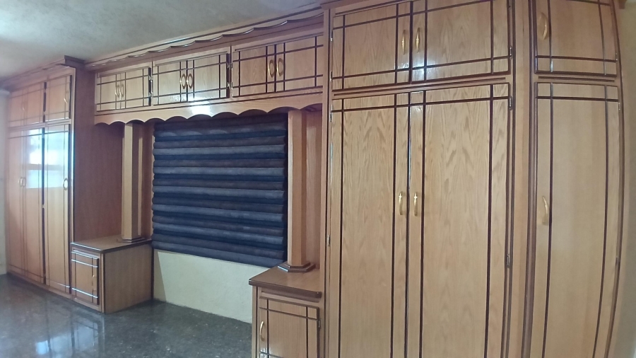 To Let 6 Bedroom Property for Rent in Oakdene Gauteng