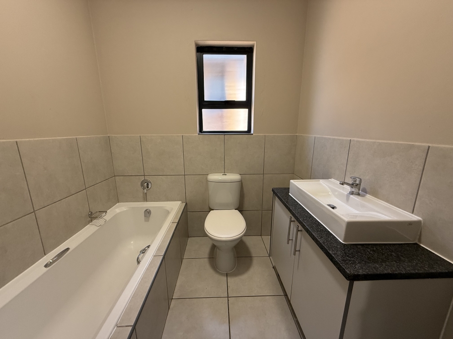 To Let 3 Bedroom Property for Rent in Ravenswood Gauteng