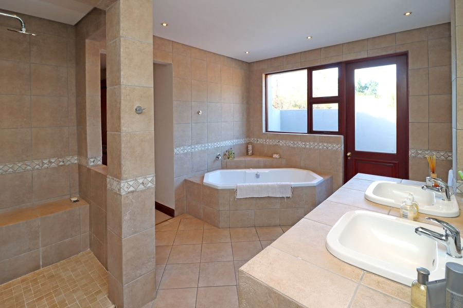 4 Bedroom Property for Sale in Craighall Gauteng