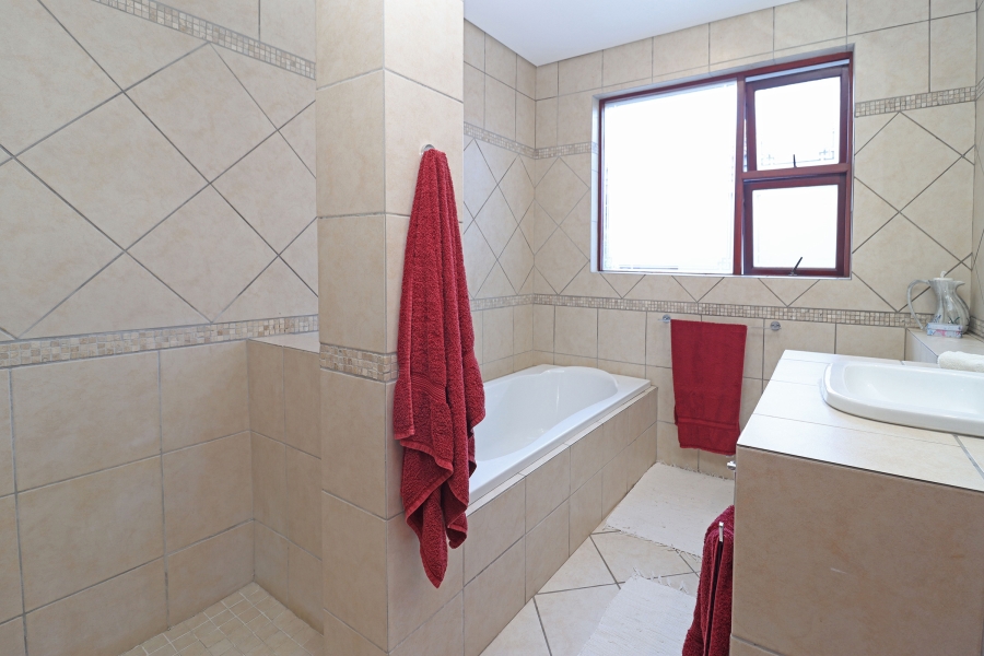 4 Bedroom Property for Sale in Craighall Gauteng