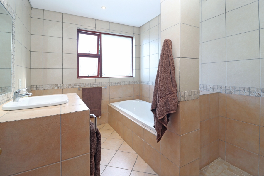 4 Bedroom Property for Sale in Craighall Gauteng