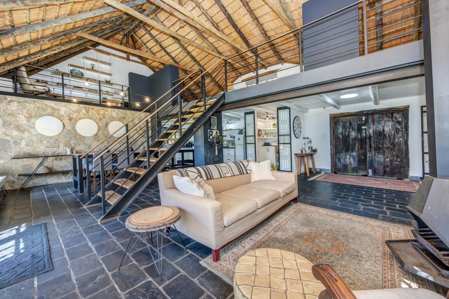 4 Bedroom Property for Sale in Lammermoor Gauteng