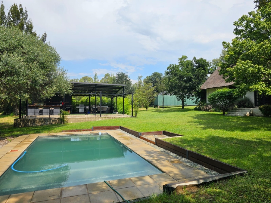 4 Bedroom Property for Sale in Lammermoor Gauteng