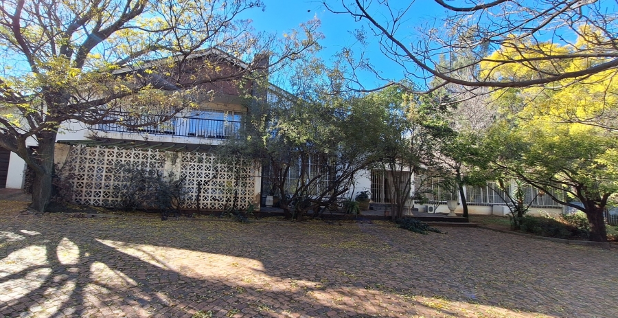 5 Bedroom Property for Sale in Mantevrede Gauteng