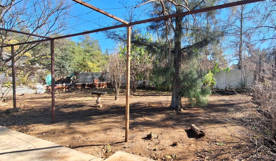 5 Bedroom Property for Sale in Mantevrede Gauteng