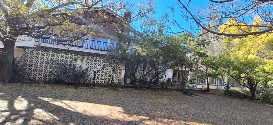 5 Bedroom Property for Sale in Mantevrede Gauteng
