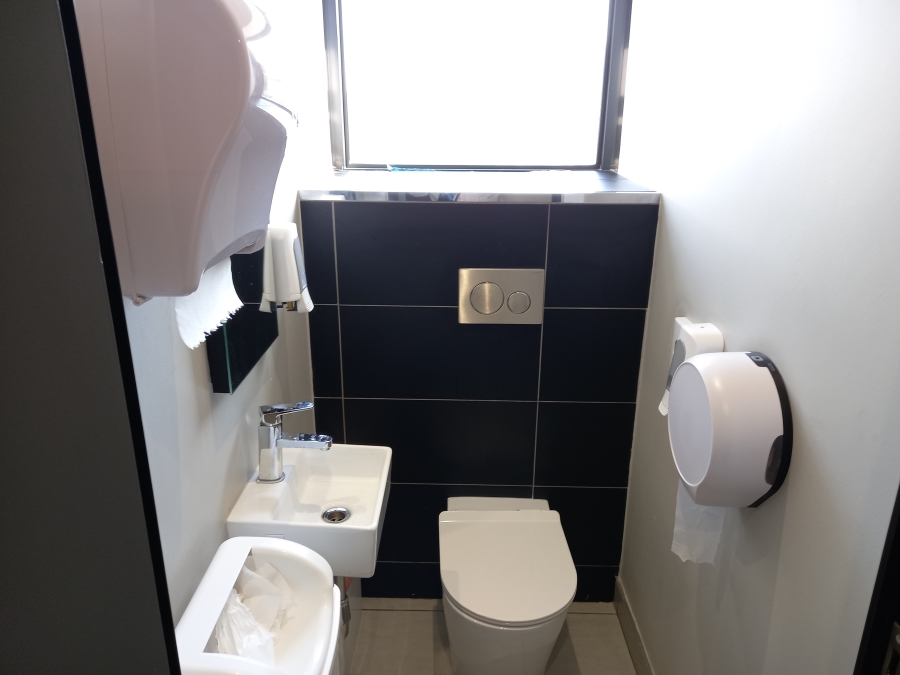 To Let commercial Property for Rent in Halfway House Gauteng