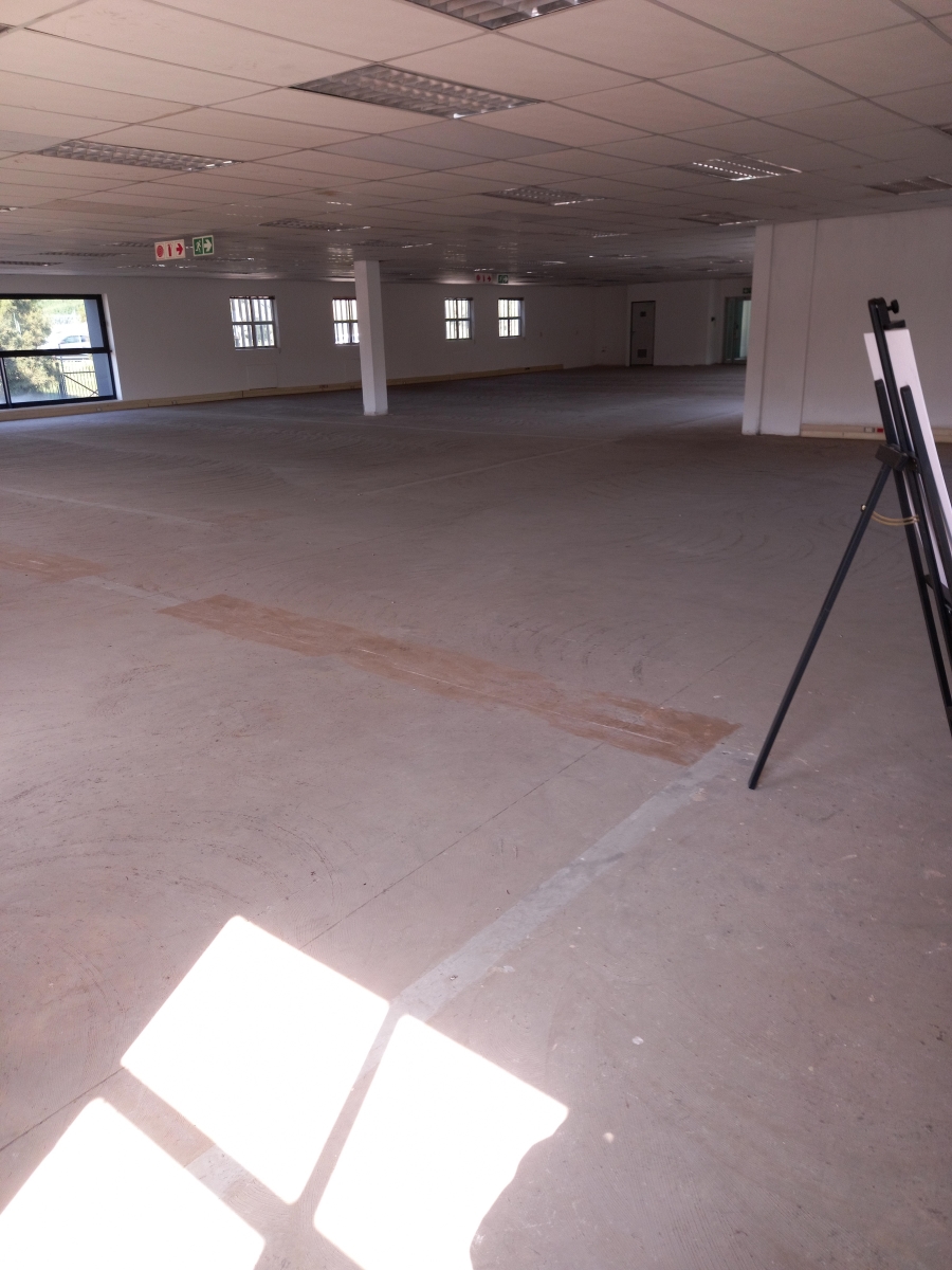 To Let commercial Property for Rent in Halfway House Gauteng