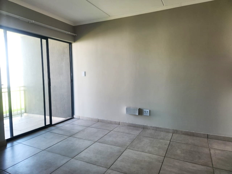 2 Bedroom Property for Sale in Glen Marais Gauteng