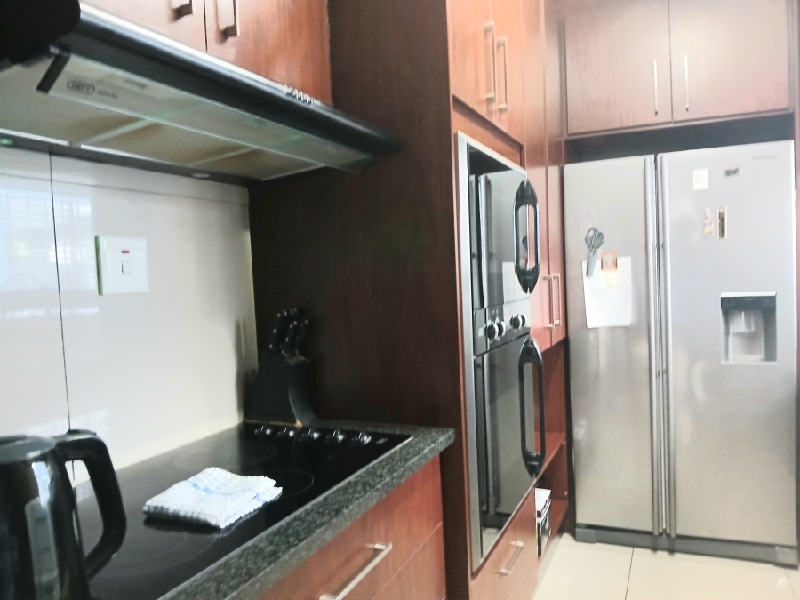 5 Bedroom Property for Sale in Edenvale Central Gauteng