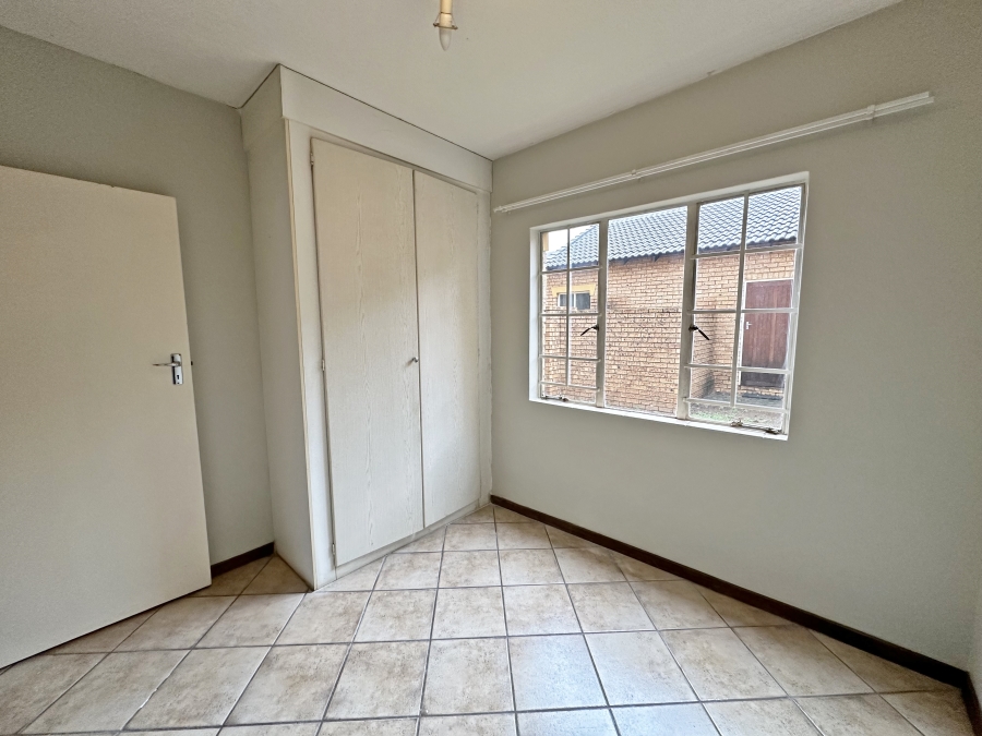 To Let 3 Bedroom Property for Rent in Eco Park Gauteng