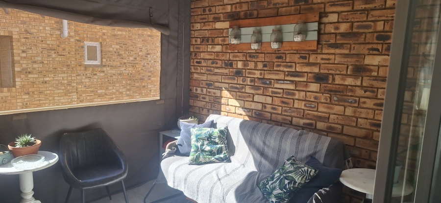 3 Bedroom Property for Sale in Rangeview Gauteng