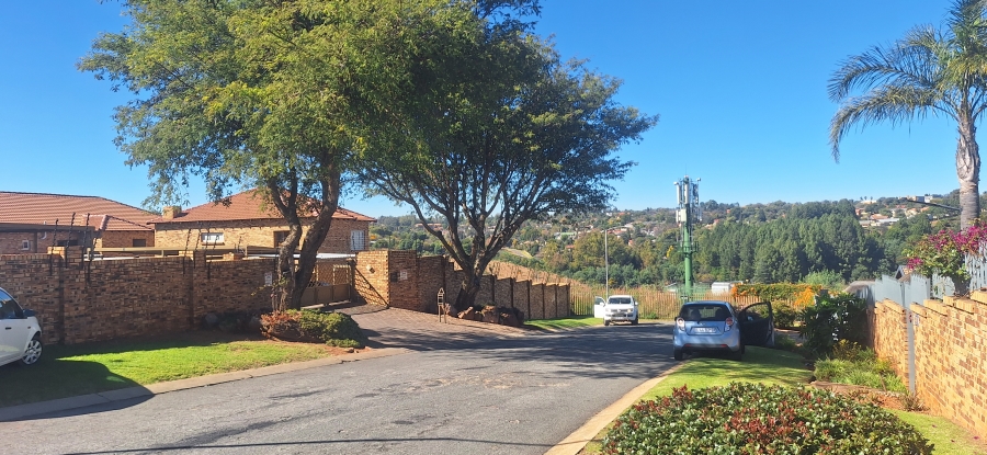 3 Bedroom Property for Sale in Rangeview Gauteng