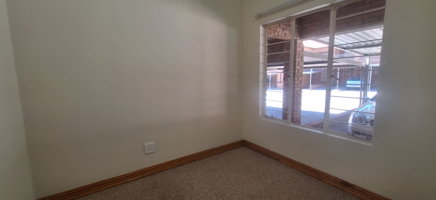2 Bedroom Property for Sale in Wentworth Park Gauteng