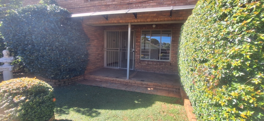 2 Bedroom Property for Sale in Wentworth Park Gauteng
