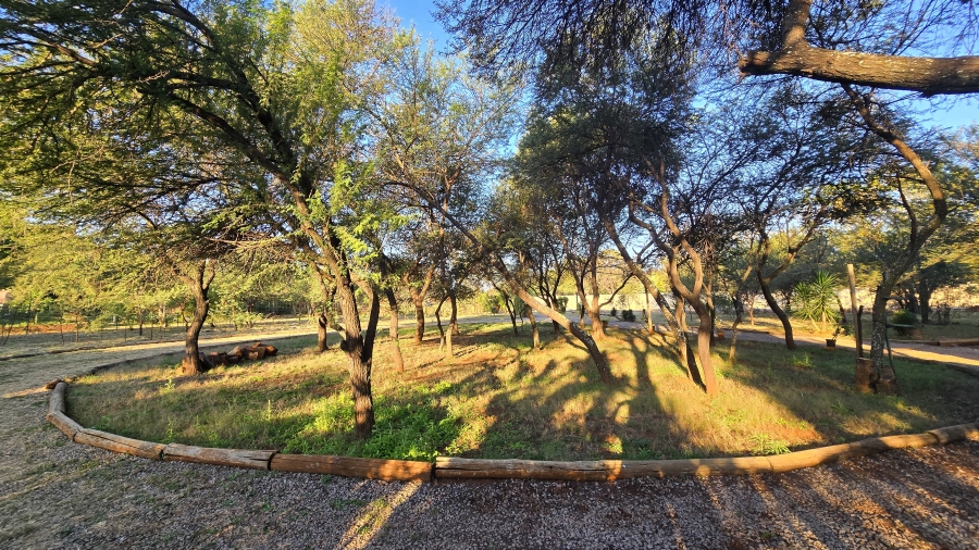 4 Bedroom Property for Sale in Leeuwfontein Gauteng