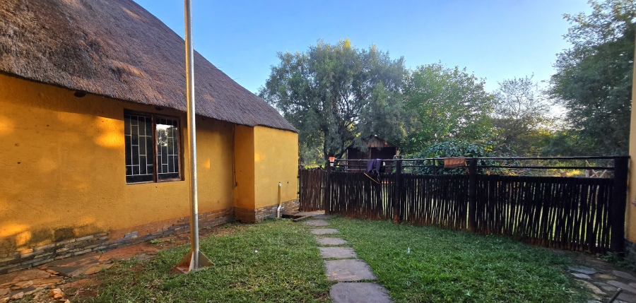 4 Bedroom Property for Sale in Leeuwfontein Gauteng