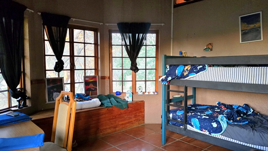 4 Bedroom Property for Sale in Leeuwfontein Gauteng