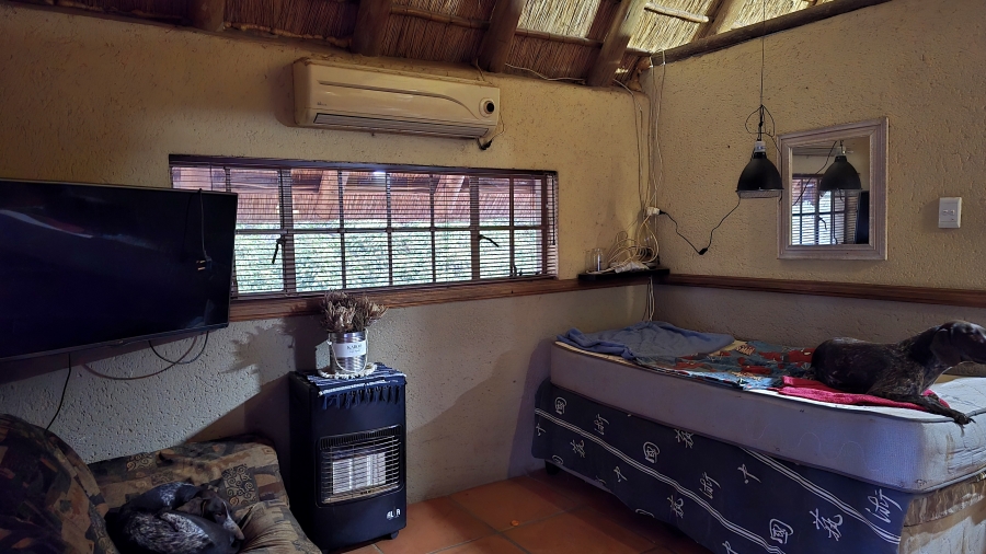 4 Bedroom Property for Sale in Leeuwfontein Gauteng